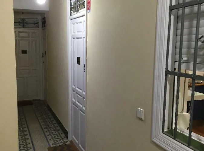 Casas De - Estudio Peral 55